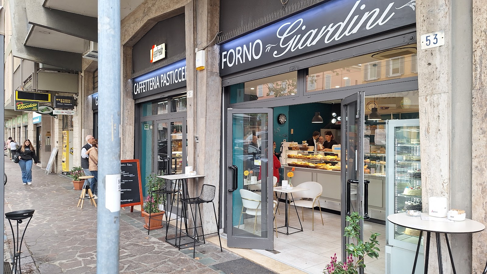 Forno Pasticceria Giardini | Via Giardini — foto